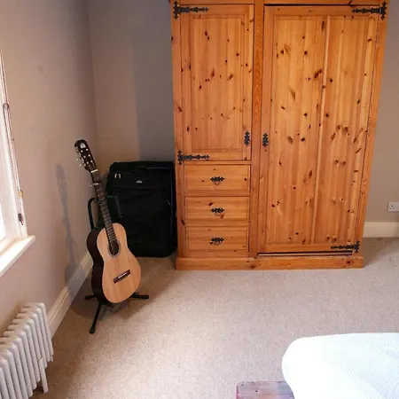 1 Bedroom In City Centre * Bristol